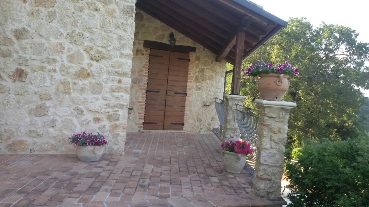 Agriturismo Isola Verde SantʼUrbano Zewnętrze zdjęcie